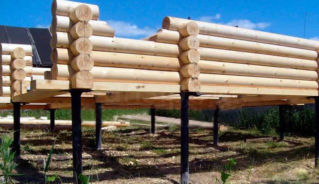 фундамент бани на сваях