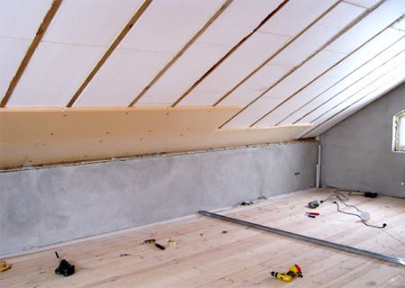 Как прикрепить пенопласт к потолку