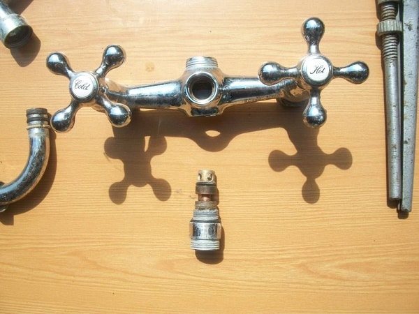 Как разобрать шаровый переключатель для душа