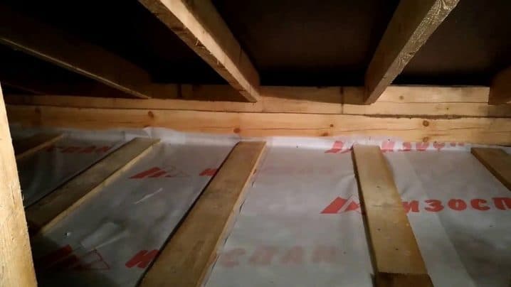 Какой стороной класть ветрозащиту к утеплителю