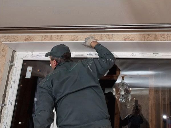Монтаж пластиковых откосов