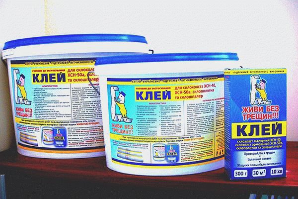 Клей для поклейки стеклохолста Выбирая клей для стеклохолста, нужно смотреть, чтобы он был предназначен для поклейки именно данного материала