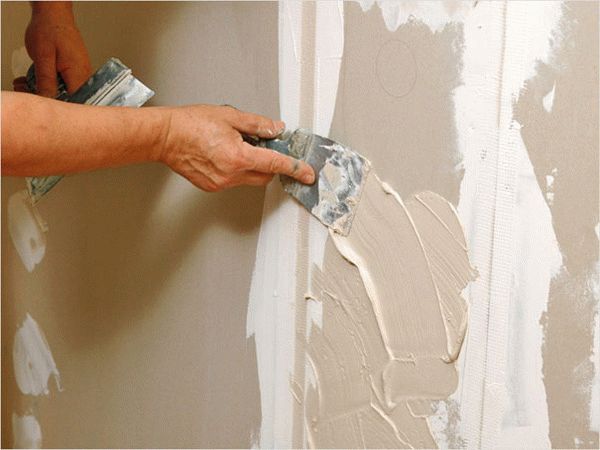 Шпаклевка гипсокартона перед покраской Чтобы отделка была качественной и служила многие годы, шпаклевка гипсокартона является обязательным этапом подготовки к покраске