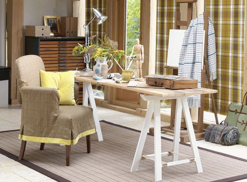 Чехлы на мебель Вдохнут в старую мебель вторую жизнь можно при помощи новых оригинальных чехлов