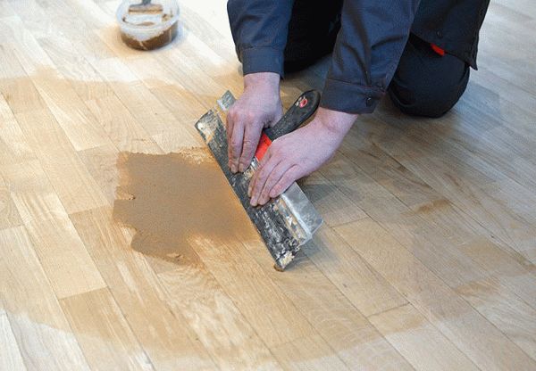 Шпатлевание деревянного пола Шпатлевание деревянного пола