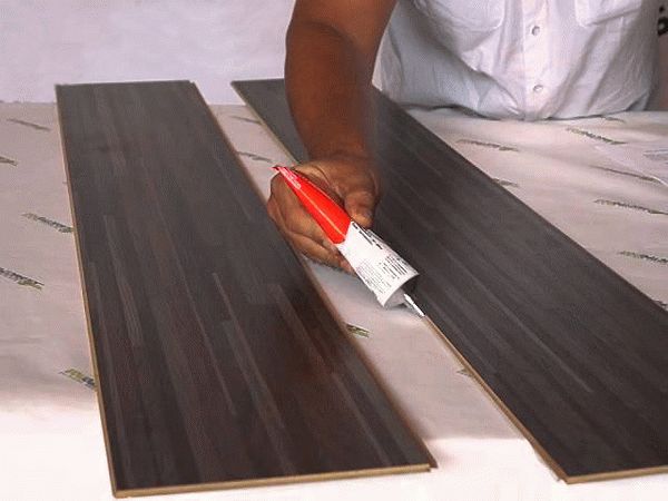 Ламинат с клеевым соединением панелей Ламинат с клеевым соединением панелей