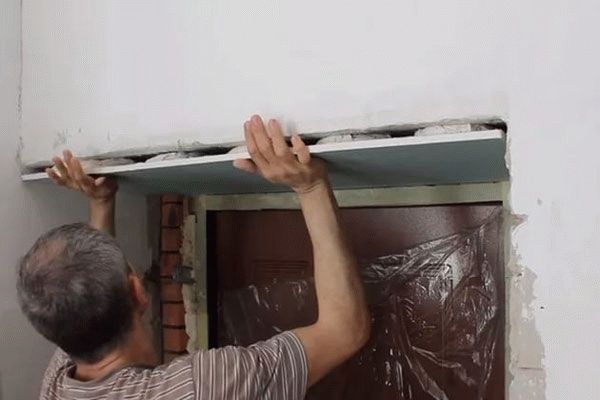 Монтаж откосов на шпатлевку Монтаж откосов на шпатлевку