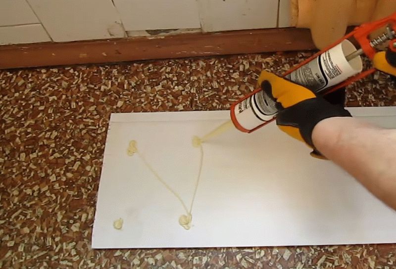 Монтаж пластиковых панелей на клей Крепление пластиковых панелей с помощью клея