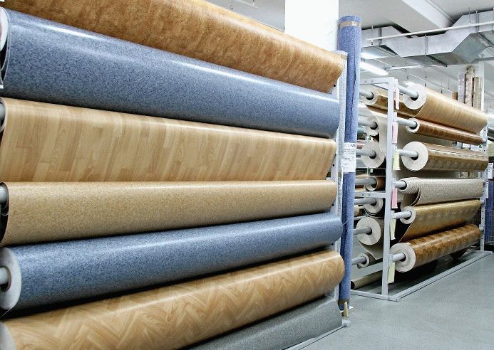 Линолеум Разнообразие видов линолеума, представленных в строительных магазинах, может удовлетворить любые потребностям, но в то же время затруднить выбор