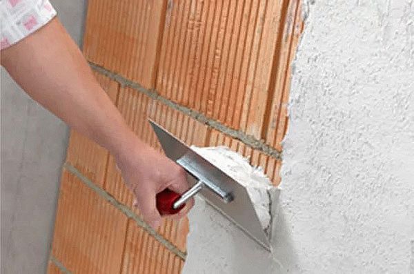 Нанесение штукатурки на стены Нанесение штукатурки на стены