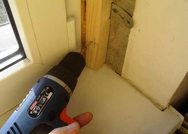 Установка деревянного бруса Установка деревянного бруса