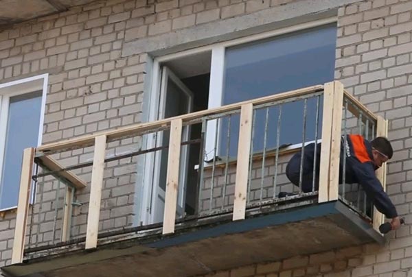 Установка обрешетки Установка деревянной обрешетки