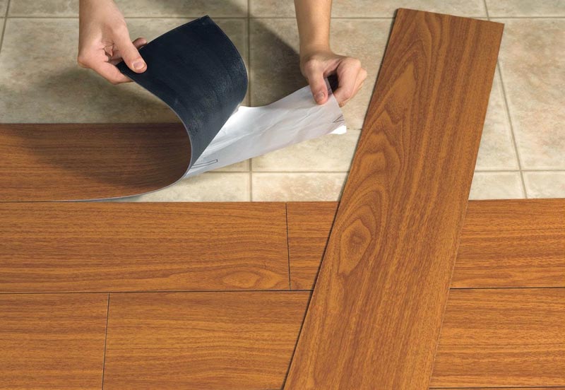 Плитка из поливинилхлорида Плитка из поливинилхлорида - богатство выбора и устойчивость к влаге