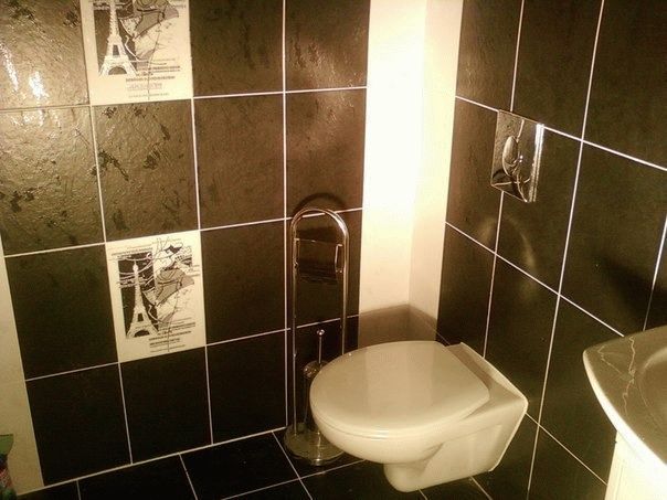 Черно-белое сочетание плитки в туалете Черно-белое сочетание плитки в туалете
