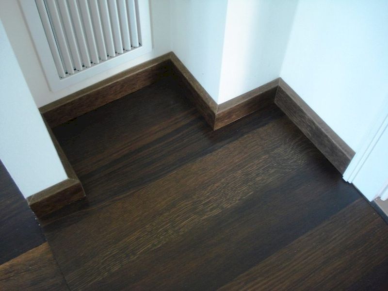 Плинтуса под дерево