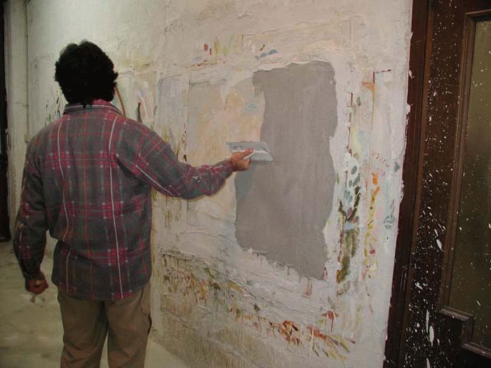 Нанесение штукатурки Для создания фрески требуется штукатурка со специальным составом