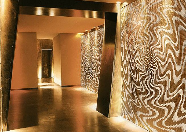 Отделка мозаикой Отделка мозаикой требует большой площади помещения