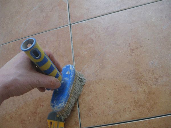 Очистка швов Предварительная очистка швов