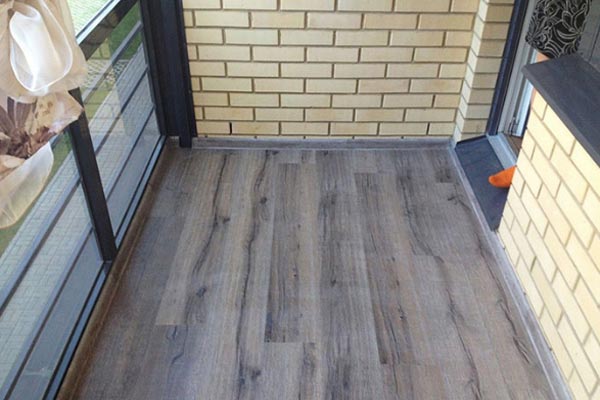 Укладка ламината на балконе Укладка ламината на балконе