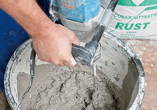 Приготовление смеси для штукатурки Приготовление смеси для штукатурки стен