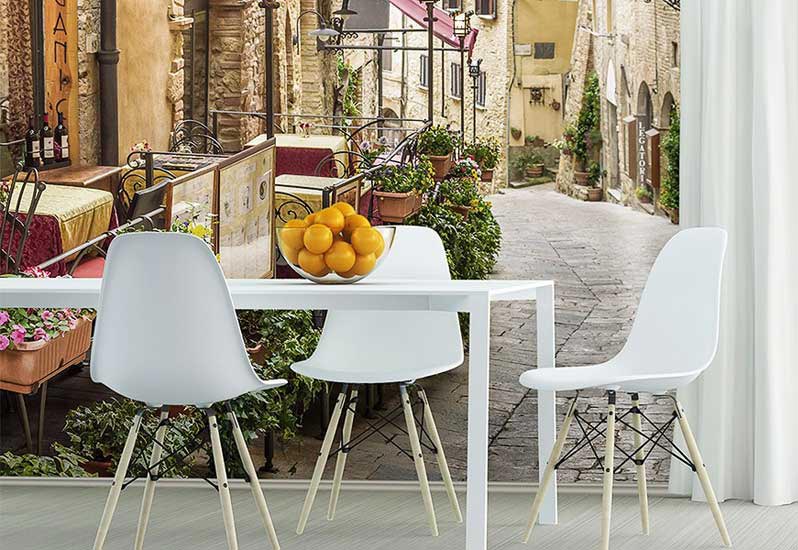 Флизелиновые фотообои Фотообои плотностью 300–400 г/ кв. м выпускают на бумажной или флизелиновой основе. Они устойчивы к легким механическим повреждениям и способны скрыть незначительные дефекты стены