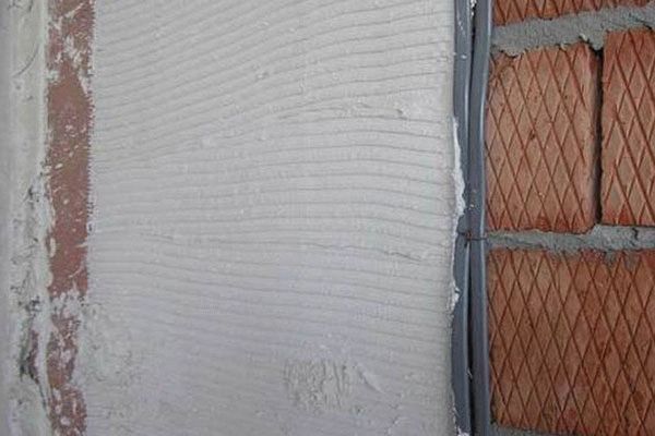 Материал хорошо ложится на основание Материал хорошо ложится на основание