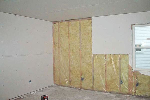 Утеплитель в каркасе Утеплитель в каркасе