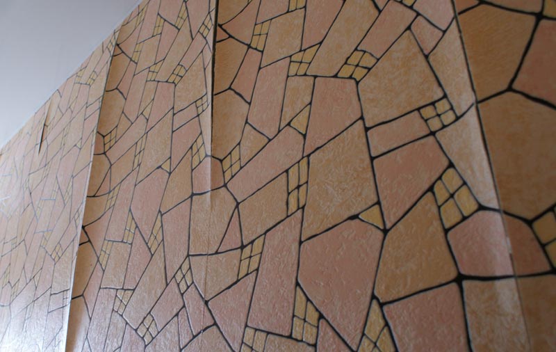 Ошибки при оклеивании Кардинальные изменения климата в помещении во время сушки обоев могут привести к обратному результату