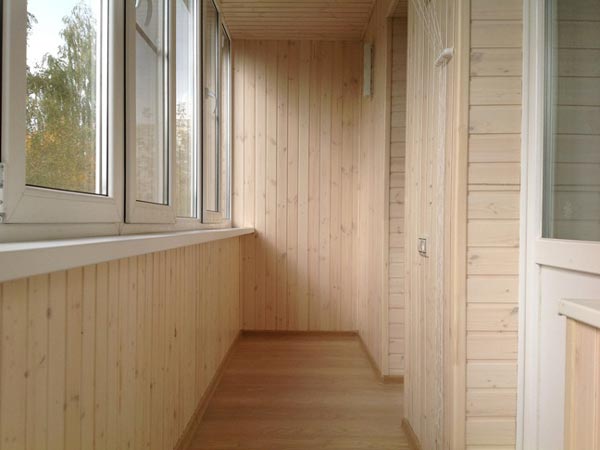 Отделка балкона вагонкой Отделка балкона вагонкой